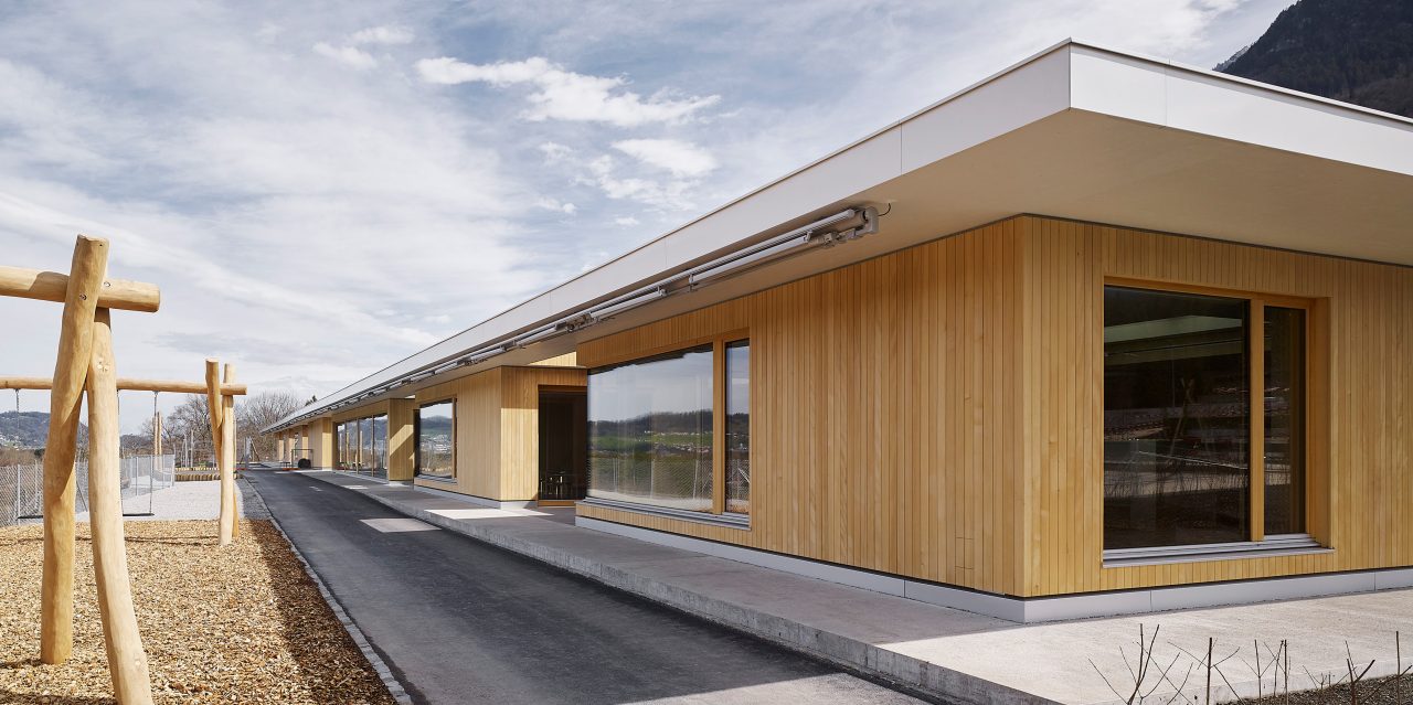 Please enter alternative text here (optional)