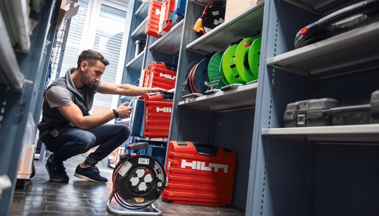 smartphone, crib manager, warehouse manager, check inventory, add item, warehouse, transfer, identify